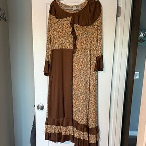 Floral Brown with Floral Pattern Ruffle Collar & Bottom Maxi Dress 2X NWOT